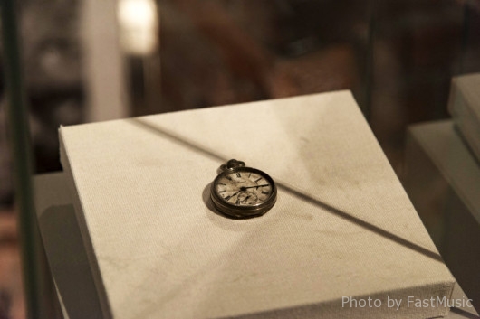 広島原爆の投下で止まった懐中時計