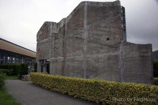 神戸の壁（野島断層保存館）
